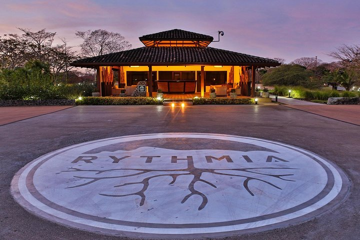 Shuttle From Liberia Airport To Rythmia Life Advancement Center Guanacaste - Photo 1 of 6